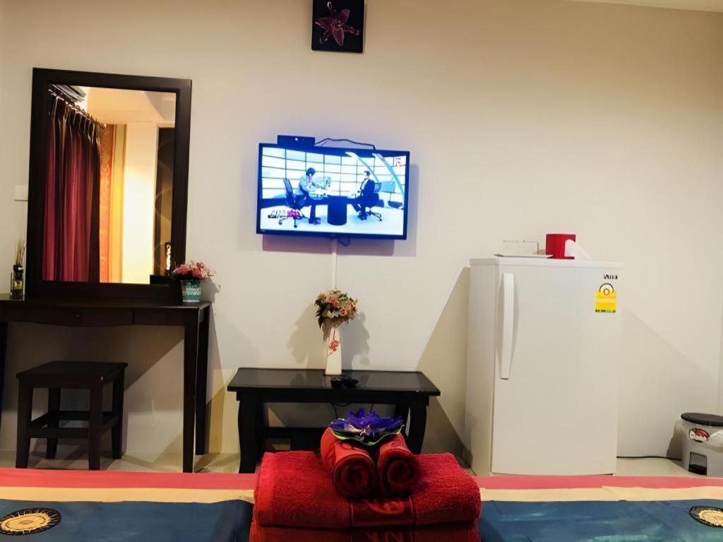 Tontalay Hotel Bangsaen Exteriör bild