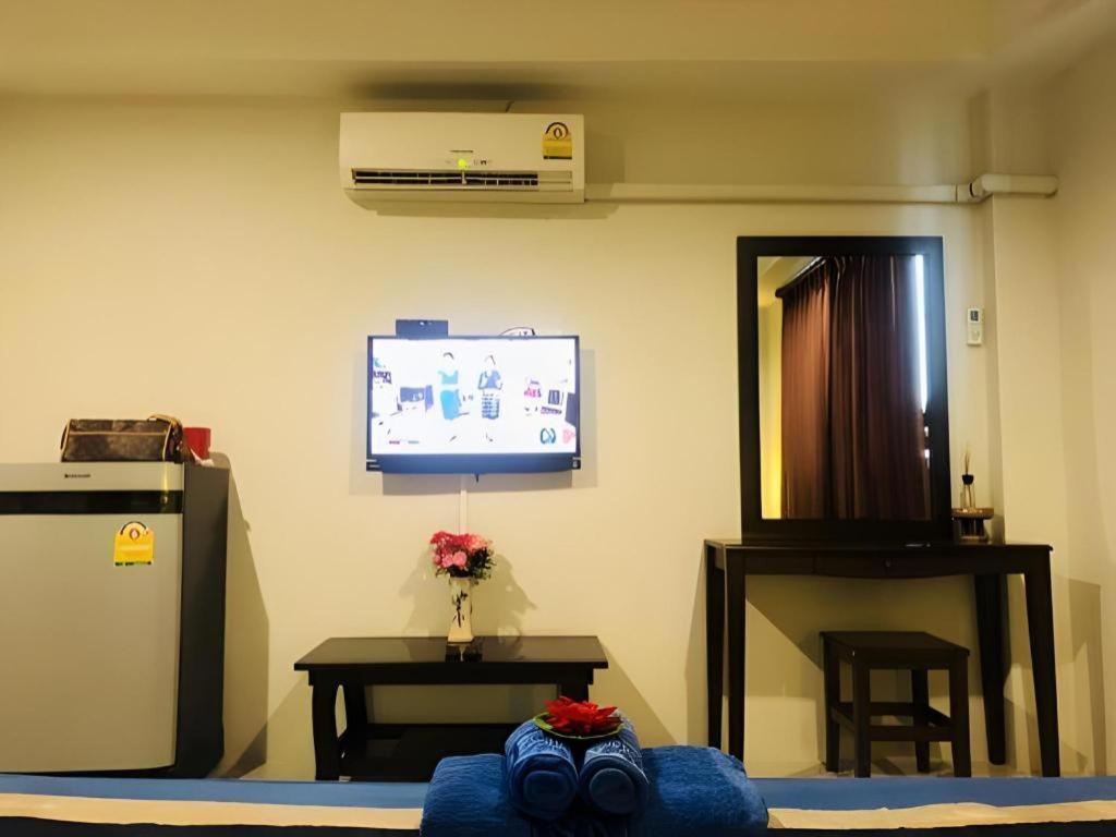 Tontalay Hotel Bangsaen Exteriör bild