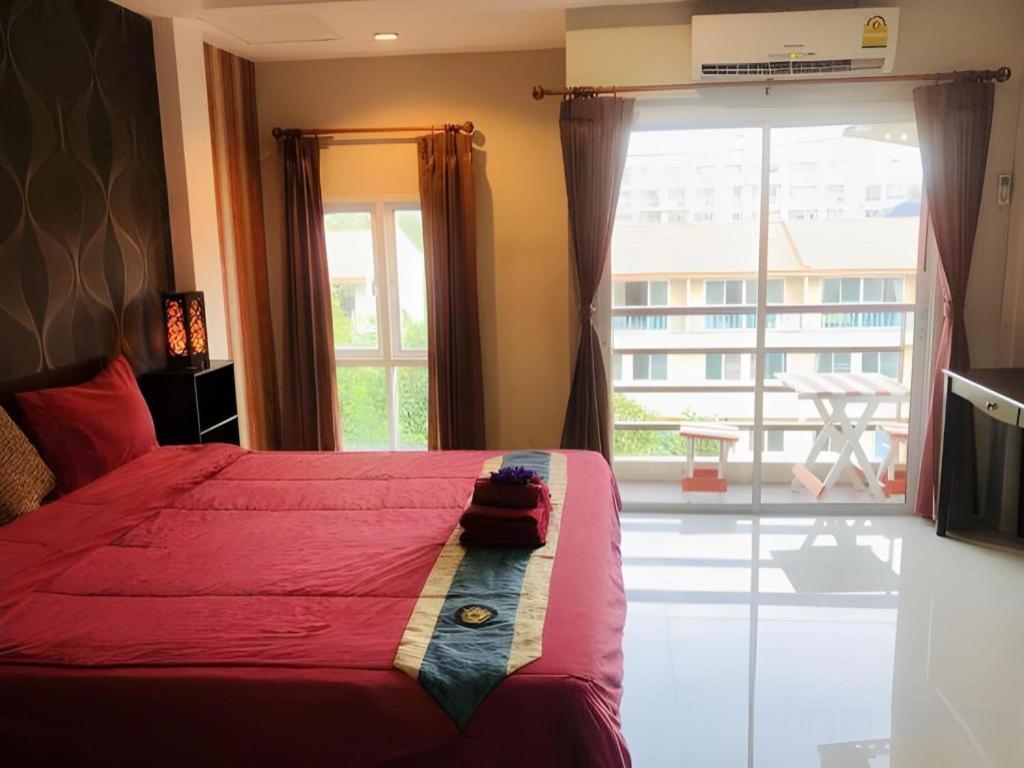Tontalay Hotel Bangsaen Exteriör bild