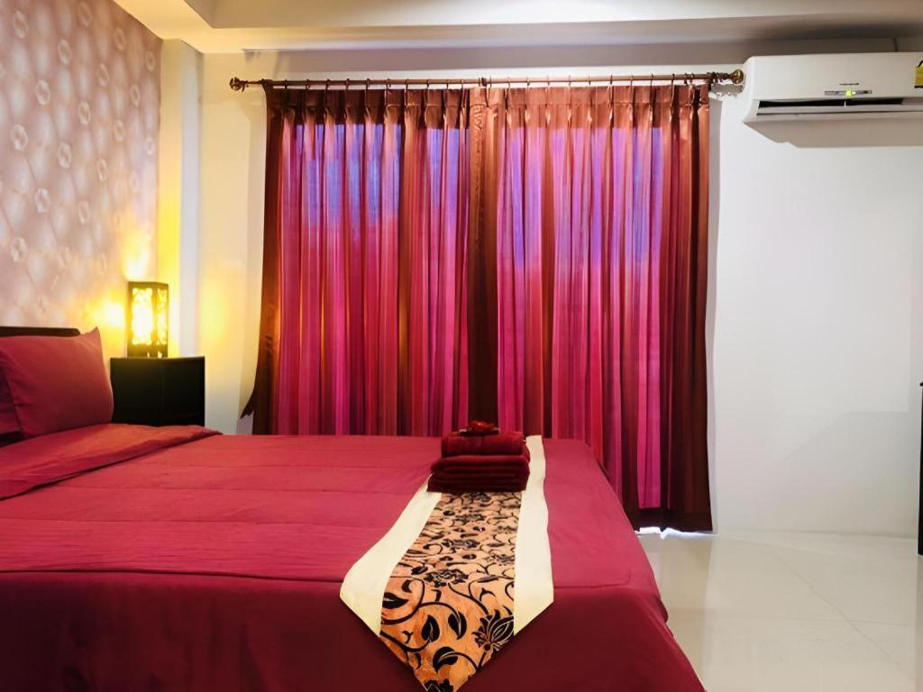 Tontalay Hotel Bangsaen Exteriör bild