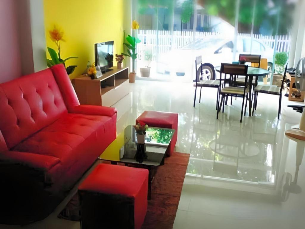 Tontalay Hotel Bangsaen Exteriör bild